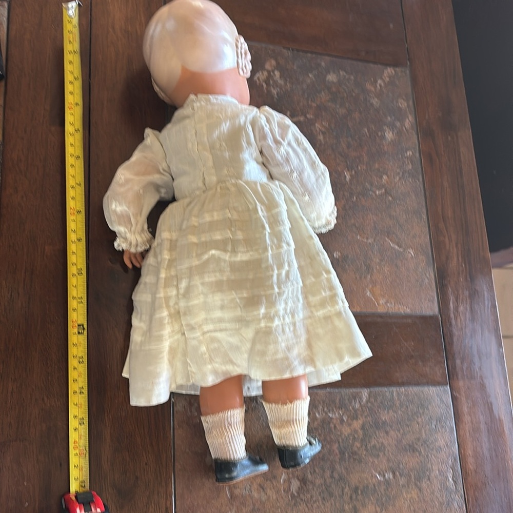 Vintage plastic Doll with inset blue eyes & original clothing & shoes - Picture 4 of 9